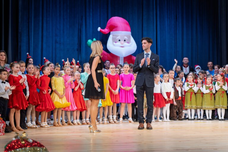 Приказна Коледа – празник на танца, традицията и споделената емоция